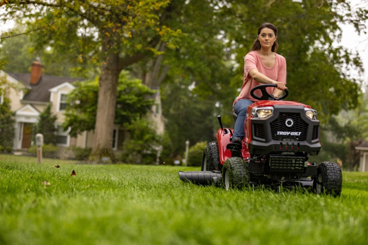 Tracteur Tondeuse Autoportée Éjection Latérale BRONCO 107T-S - TROY BILT